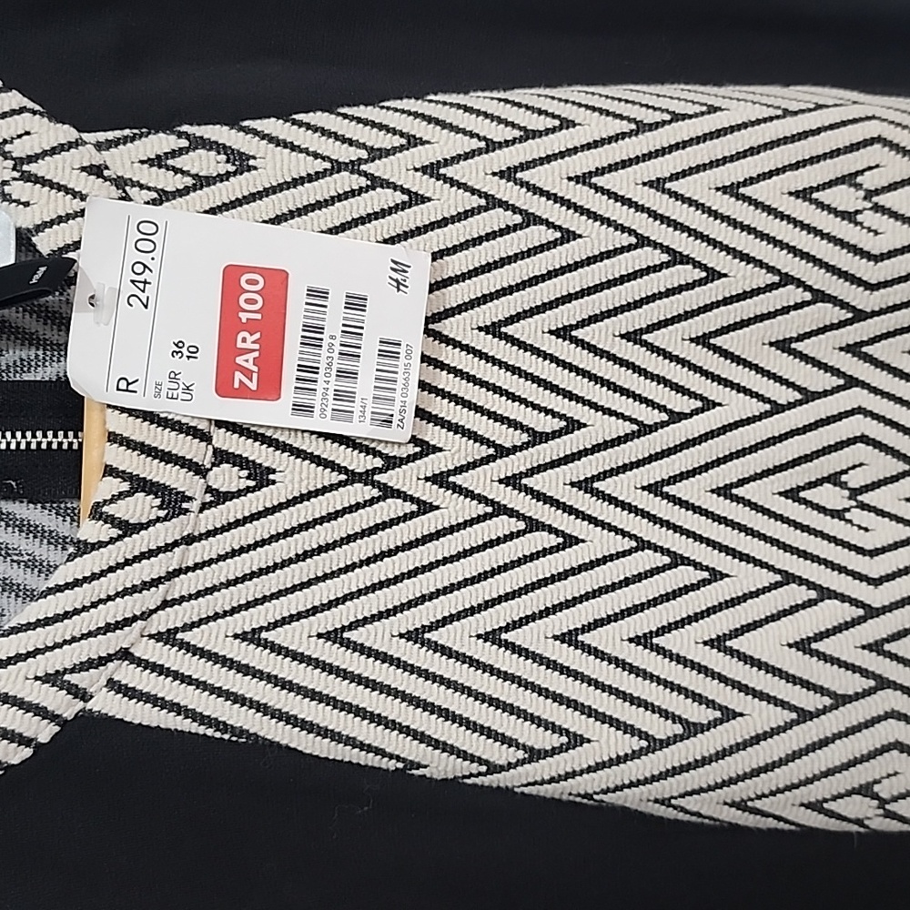 H&M body con dress size 6 - Picture 2 of 5